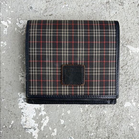 Vintage Burberry bifold wallet - Picture 1 of 12